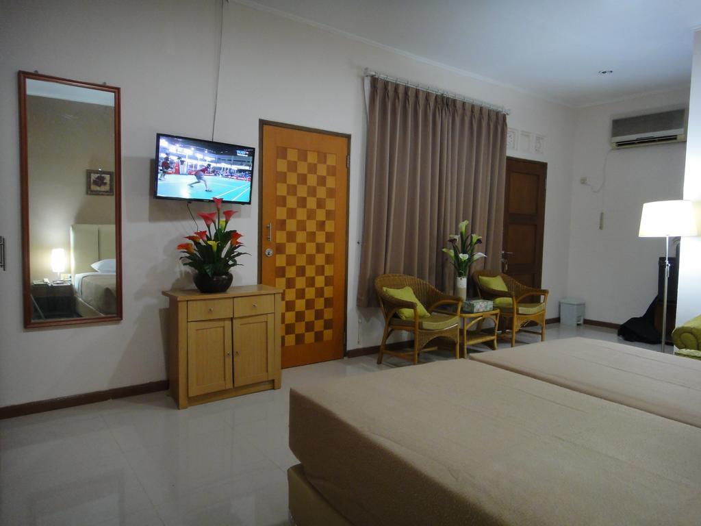 Gondia Guesthouse Джакарта Номер фото