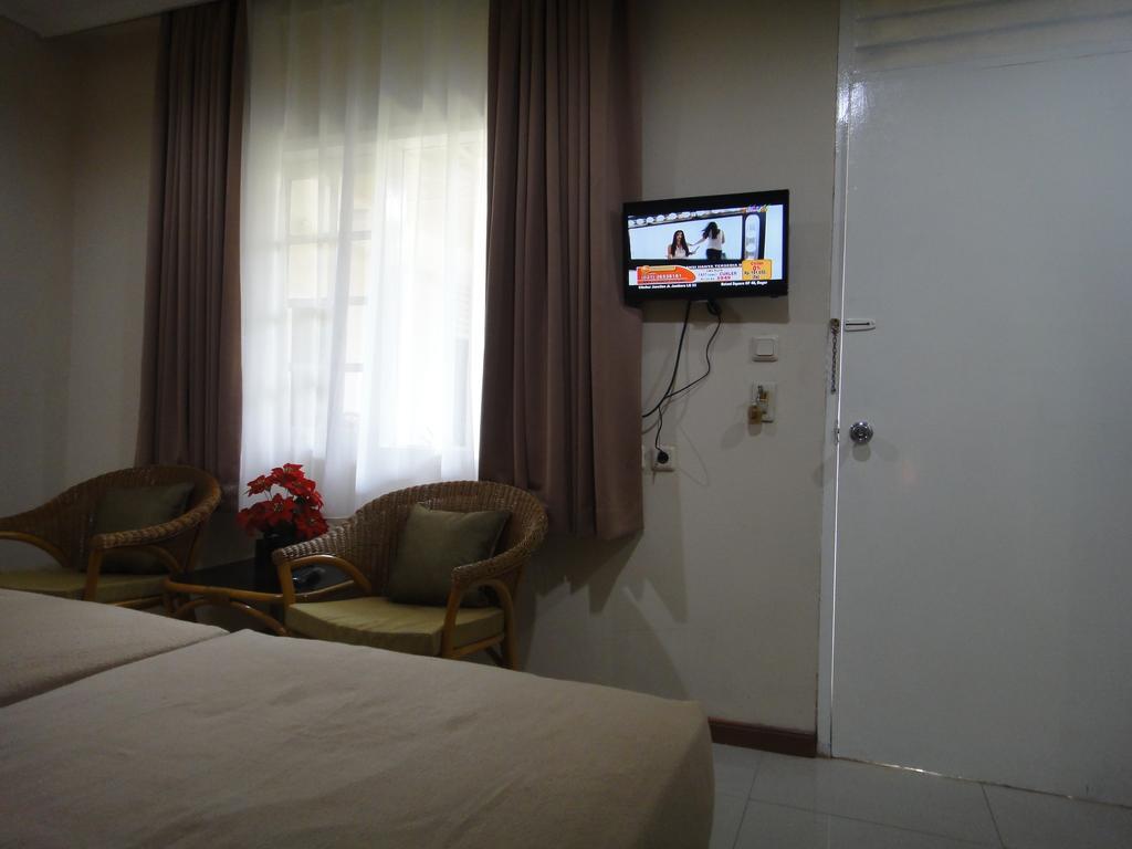 Gondia Guesthouse Джакарта Номер фото