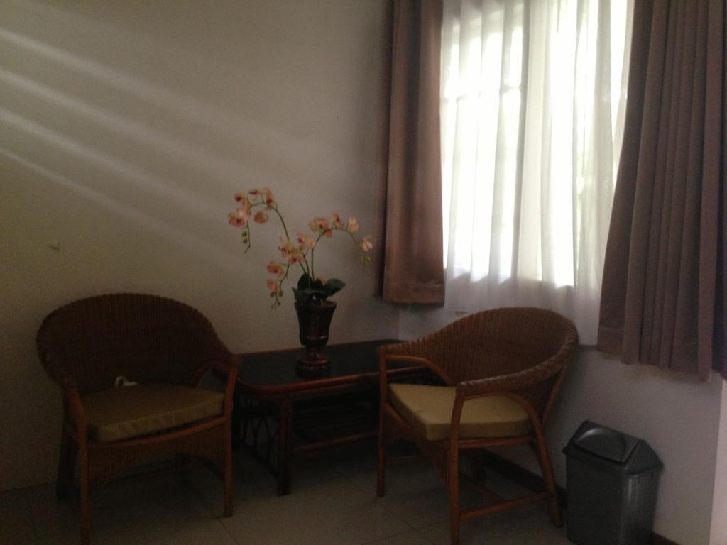 Gondia Guesthouse Джакарта Номер фото