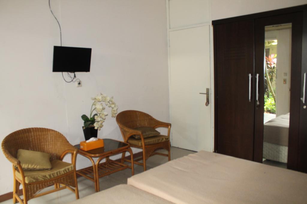 Gondia Guesthouse Джакарта Номер фото