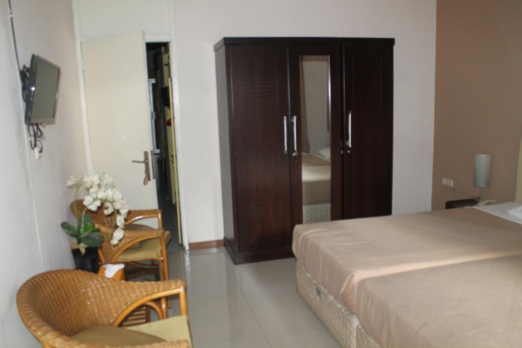 Gondia Guesthouse Джакарта Номер фото